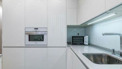 Amplio y Confortable en el Casco Viejo con Parking Privado - Foto 3