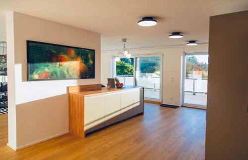 Exklusives Penthouse mit Whirlpool, Panoramaterrasse, Kino & Tischfußball für bis zu 8 Personen - Foto 17