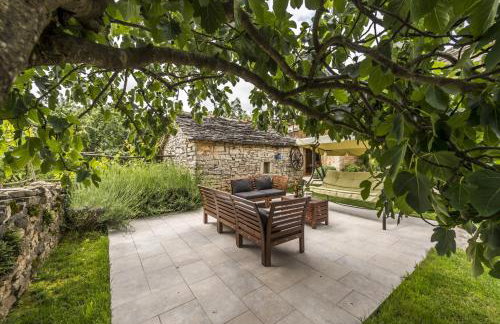 Village Miljavci - Photo 6