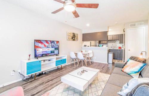 SoCo Chic Apartment Suites Close to Downtown - Foto 22