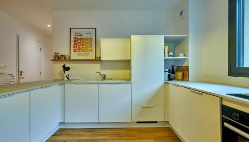 Appart' Jeannette en Hyper centre ville avec balcon et Parking sous-terrain, by PRIMO C0NCIERGERIE - Foto 2, stove, dishwasher, pet friendly