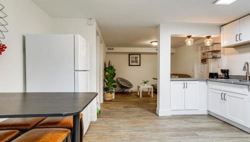 Walk to Beach and Lake Access Cozy Redmond Apt! - Foto 4