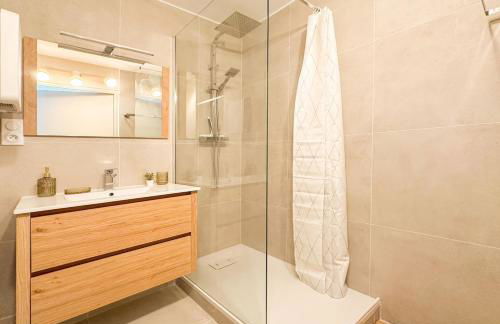 Farges - Gare Saint Roch avec terrasse et garage privatif - Photo 2