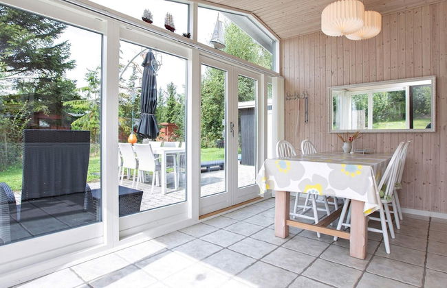 6 Person Holiday Home in Hojby - Photo 8