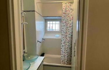 Spacious and convenient 2 BR flat in Paris centre - Foto 15