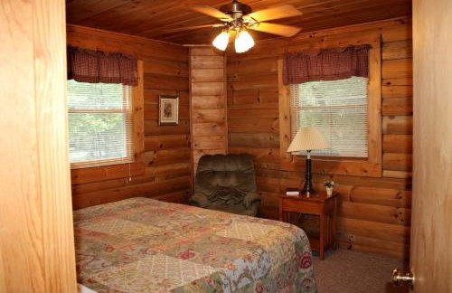 Charming Cabin Rental in the Forest near Beckley, West Virginia - Foto 12
