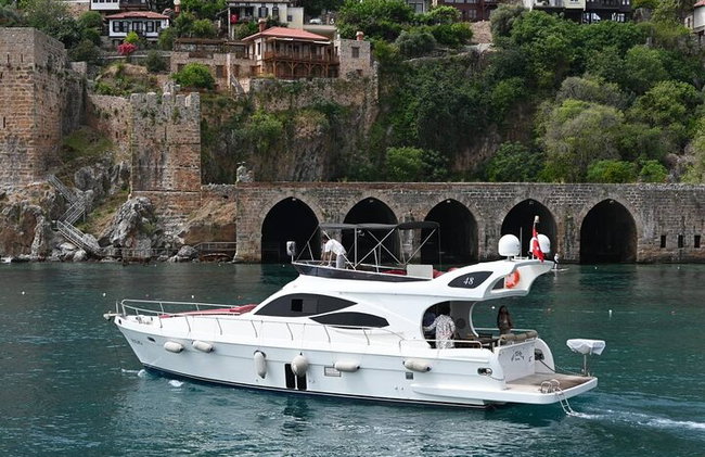 Tour privado en yate My Dream en Alanya con almuerzo y refrescos - Foto 2