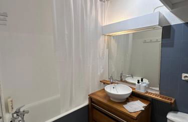 Studio sur le port de Hyères - à 2min des plages, Clim & Balcon - Foto 14