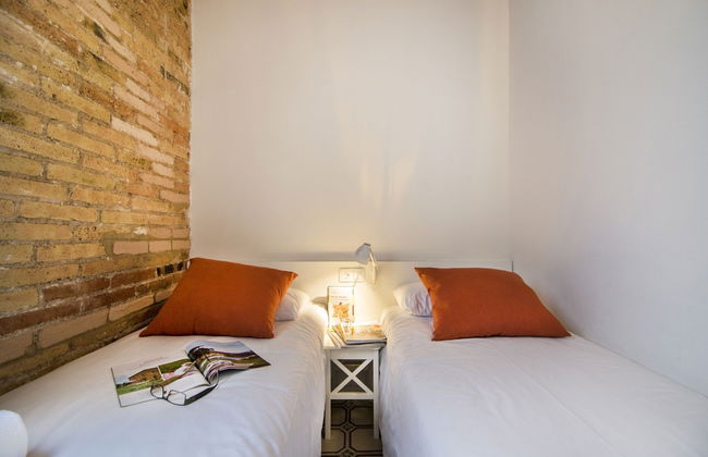 Happy People Gaudi Sant Pau - Foto 15