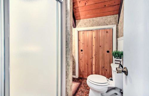 Conway Area Chalet with Mountain Views and Fire Pit! - Foto 19