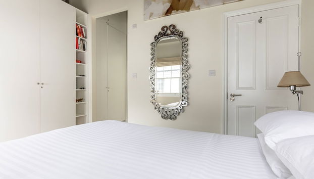 Codrington Mews III by Onefinestay - Photo 4, Room