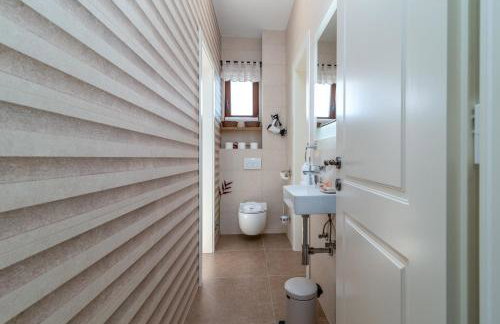 Luxury Stone Villa Smokvica, Heated Pool, Sauna, Jacuzzi, Sea View - Photo 27