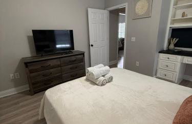 Beach Days, Nightlife Nights, East End of PCB - Foto 32