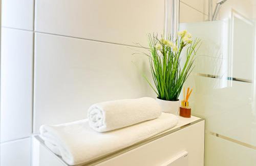 ImmoStay Stuhr - 2 Apartments mit Balkon, Wifi & Homeoffice - Foto 58