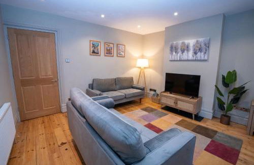 4 Bedroom Winchester Town House, central, parking - Foto 20