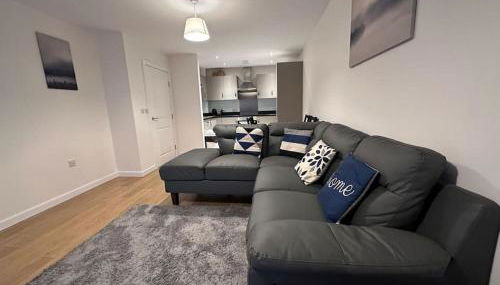 Modern 2 bed 2 bath Flat Close to Train station - Foto 3