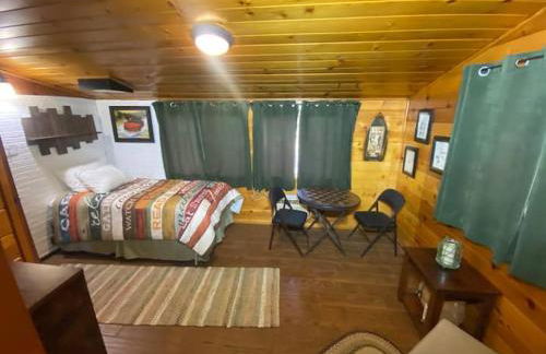 Knotty Pines Lodge - Foto 17