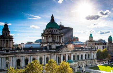 Whitehall Square Apartments- Queen's Quarters - Foto 8