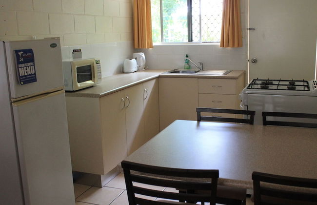 Oasis Inn Cairns - Photo 16