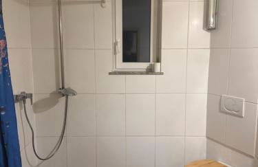 HEUHOTEL FARM Own sleeping bag Free WiFi - Foto 9