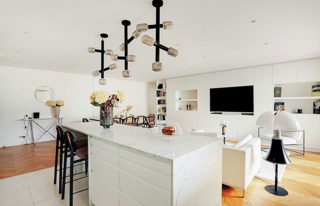 Modern, Spacious Apartment Just Outside Paris - Foto 16