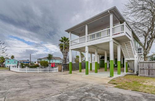 Saltwater Pool! Epic Galveston Bay Group Getaway! - Foto 45