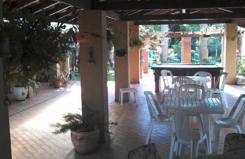 Chácara Linda e Aconchegante com 300mega Internet, Quadra Beach Tennis e Mesa de Sinuca - Foto 11