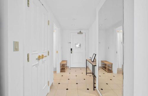 2BR Condo On The Boardwalk with 3 Baths CozySuites - Foto 10