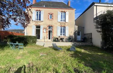 Maison Coeur centre ville Arnage 24h du Mans - Photo 1