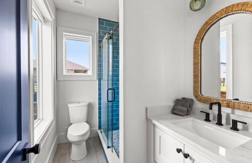 Luxury Beachfront l Private Hot Tub, Pool, & 2 Arcade Games - Foto 62