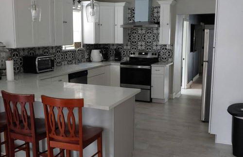 6 BRs Spacious Charming House, Great Neighborhood - Foto 25