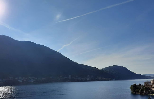 Sunrise Holiday House Vista Lago D 'orta - Foto 1