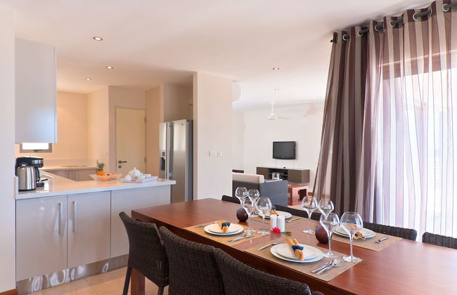 Bon Azur Beachfront Suites & Penthouses with LOV - Photo 16