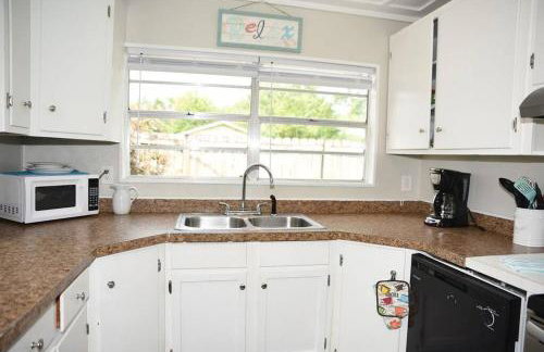 Bungalow near Main Street - #1 - Foto 3