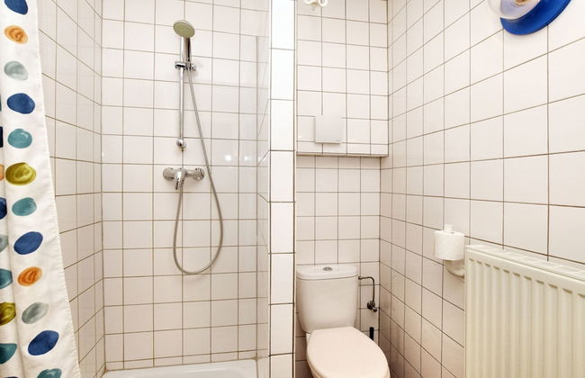 Pleasing Holiday Home in Richelle With Garden, Terrace, BBQ - Photo 15