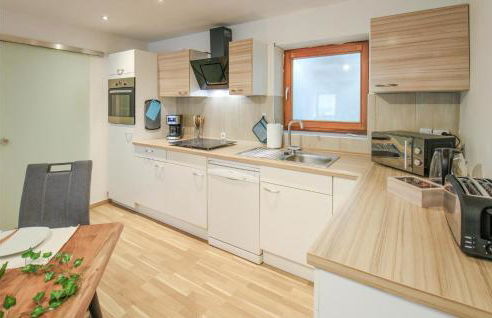 1 Bedroom Lovely Apartment In Deggingen - Foto 10