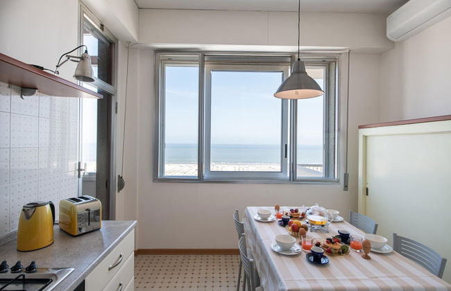 Ventodue in Rimini With 2 Bedrooms and 1 Bathrooms - Foto 10