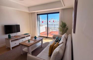 BEACHFRONT Penthouse Luxury - Photo 35