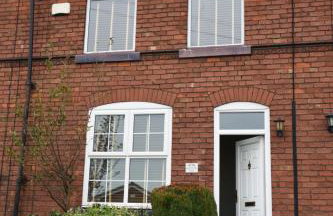 Paget Cottage a cosy and comfy 2 bedroom cottage with parking to the rear and a short drive from Cannock town centre - Foto 42