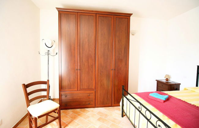 Lovely Farmhouse in Asciano With Swimming Pool - Foto 10