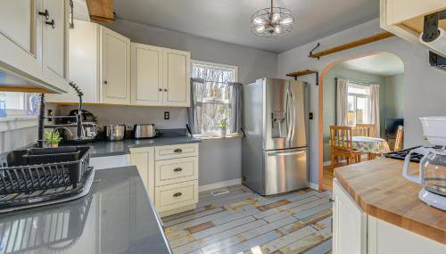 Trail Access On-Site! Scenic Rock Springs Getaway - Foto 4