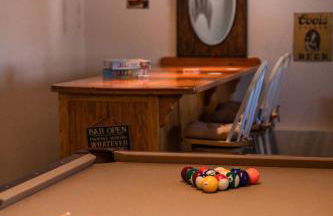 Lazy Squirrel - Cozy Family House with Full Game Room - Foto 51