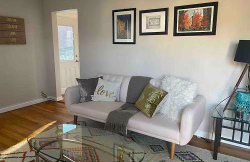 Garden Retreat • Deck Dining + Fire Pit - Foto 14