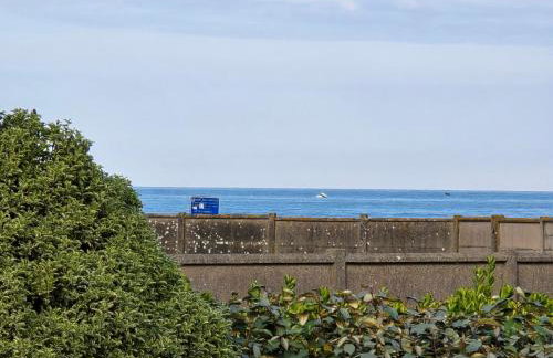 Grande maison normande, vue mer à 75 metres de la plage, équipé spa de nage - Foto 19