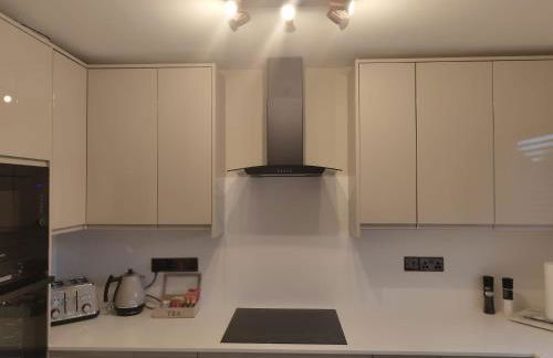 New 2 Bedroom Appartment In Manchester - Stretford - Old Trafford Close to Football-Cricket Ground & City Centre - Foto 17