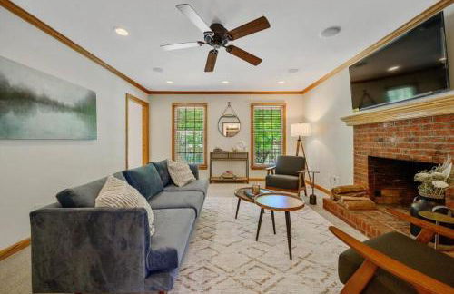 4 Beds ,King Bed, Tvs, Kids essentials, office, Grill, Crib, in Bond park ,PNC Arena - Foto 14