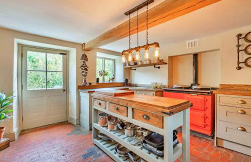 Finest Retreats - Islip Mill House - Beautiful Riverside Home - Photo 11