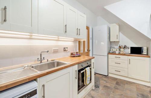 2 Bed in Morecambe oc-93719 - Photo 2