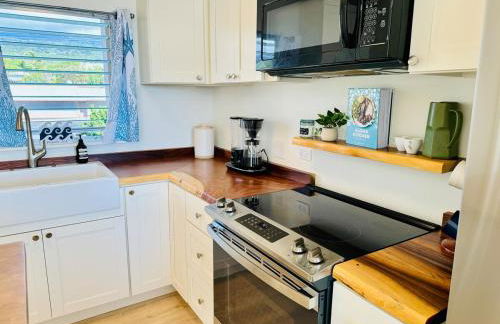 Island Glow Kailua Village #508 free assigned parking, AC, downtown, walk to restaurants, bars and the pier - Foto 9