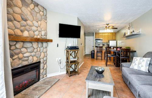 Garden City Condo with Pool Access by Bear Lake! - Foto 10